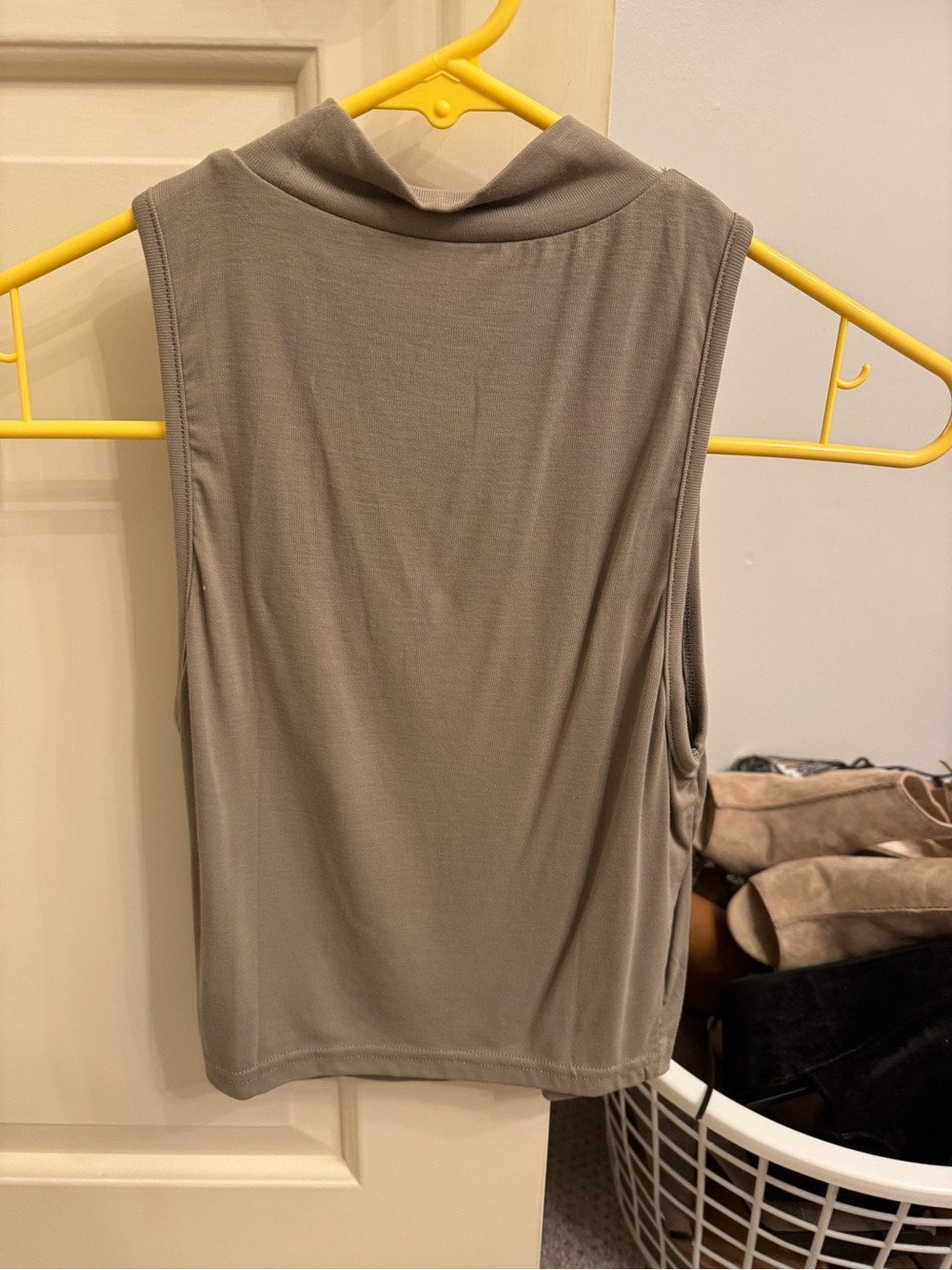 SHEIN Sleeveless Mock Neck Tank Top in Taupe Gray